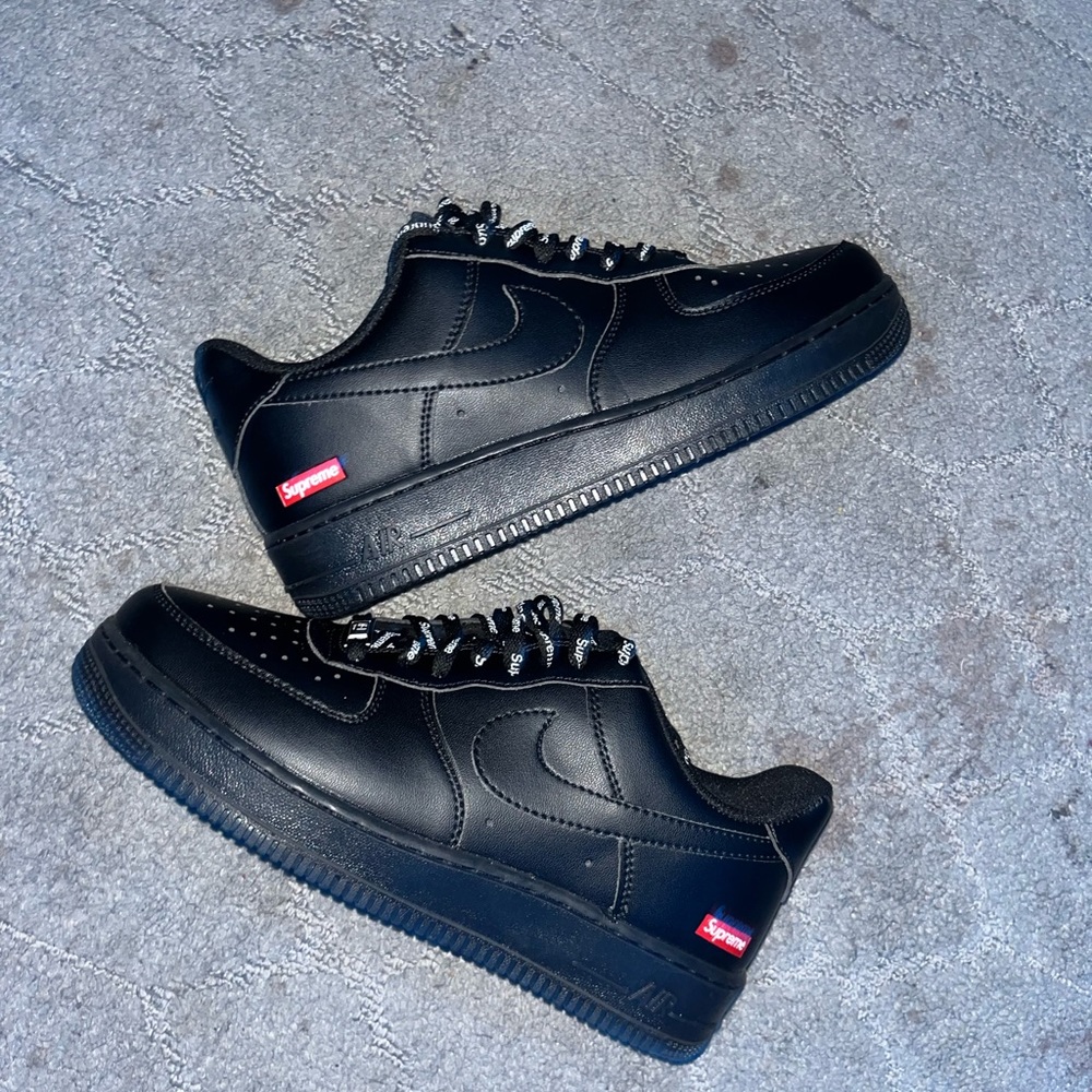 Men’s Air Force 1 supreme